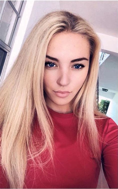 Angelina Dimova / angelina